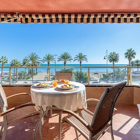 797 Holiday Rentals - Moderno Piso En Primera Linea De Playa توريمولينوس المظهر الخارجي الصورة