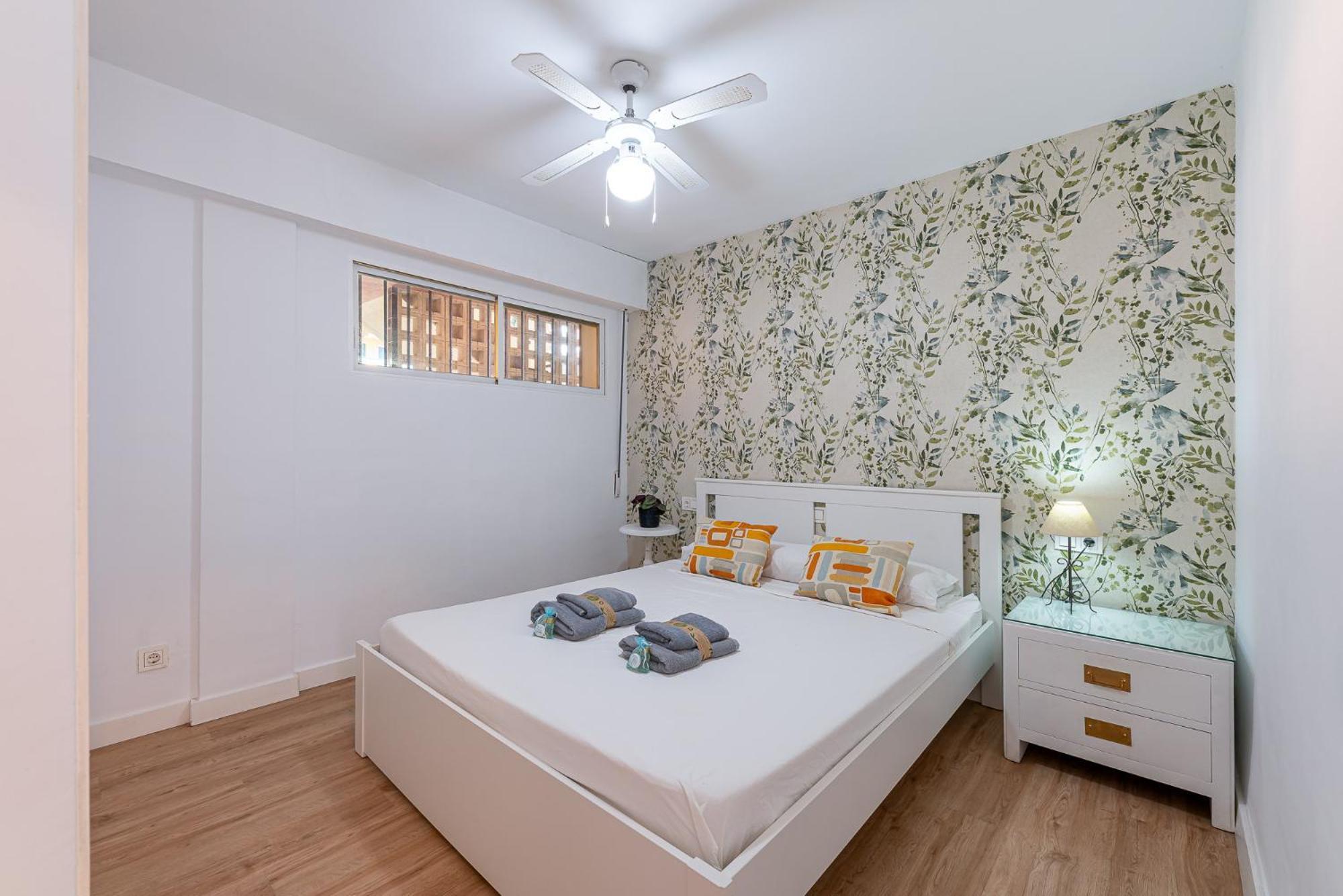 797 Holiday Rentals - Moderno Piso En Primera Linea De Playa توريمولينوس المظهر الخارجي الصورة